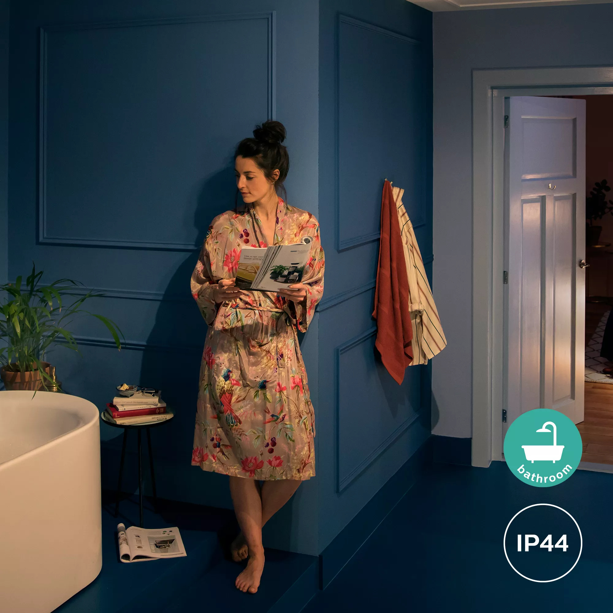 Philips by Signify Philips Hue White ambience Adore Bathroom mirror light – image 4