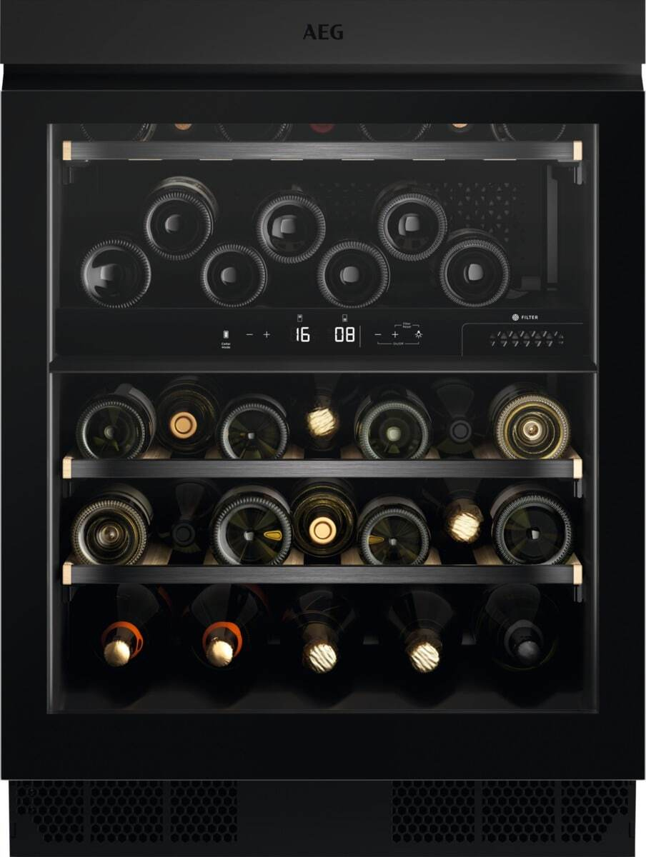 AEG AWUD040B8B Built-in Black 40 bottle(s) – image 1