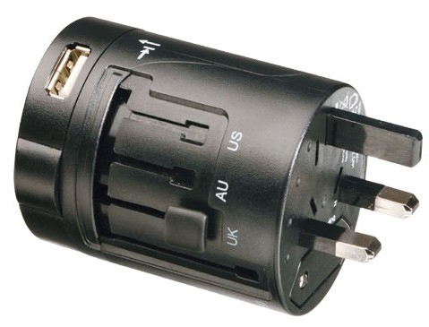 Lindy Mains Plug + USB Adapter