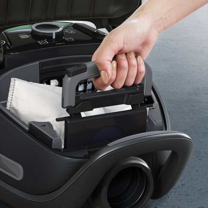 AEG VX9-4-ÖKOX 5 L Cylinder vacuum Dry 460 W Dust bag – image 5