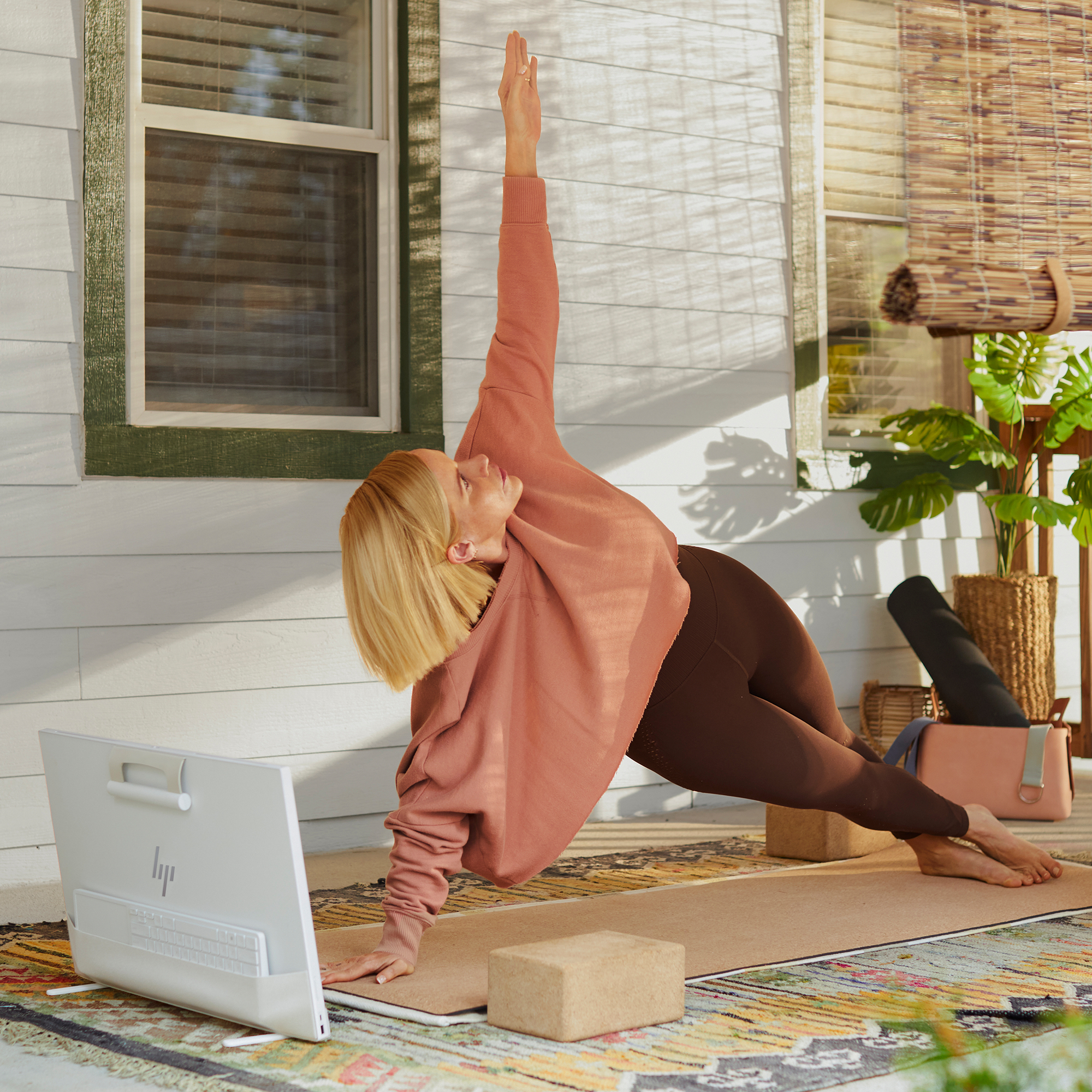 HP - All in One HP ENVY Move 24-cs0190ns, i5-1335U, 16GB, 512GB SSD, 23,8', W11. - imagen 17