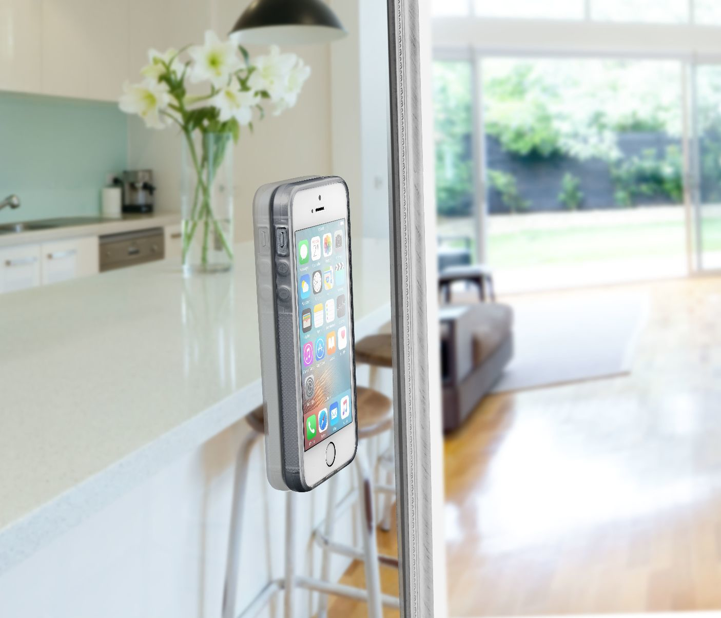 Cellularline Anti-Gravity - iPhone SE/5S/5 – image 2