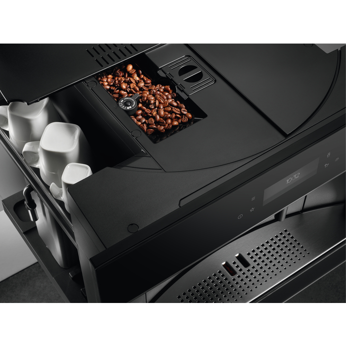 AEG KKB894500B coffee maker Fully-auto Espresso machine – image 5