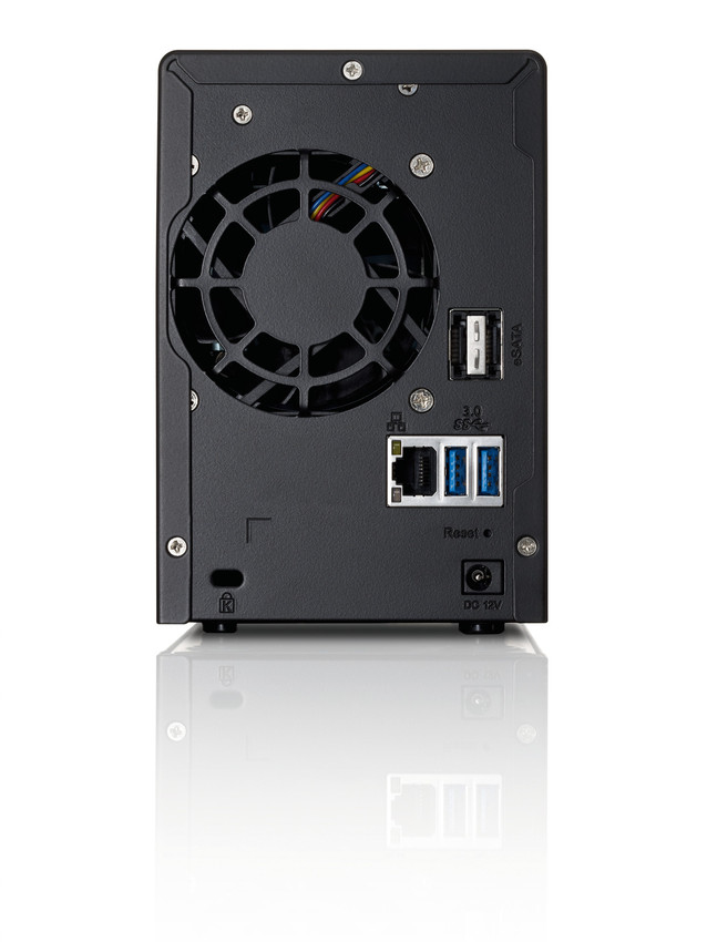 Fujitsu CELVIN NAS Q703 – image 3
