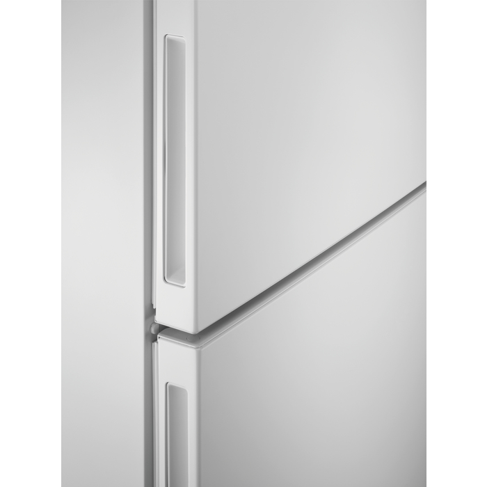 AEG RCB632E4MW Freestanding – image 7