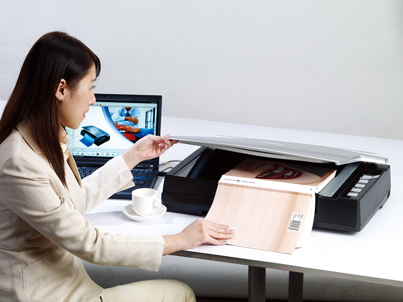 Plustek OpticBook A300 Flatbed scanner – image 3