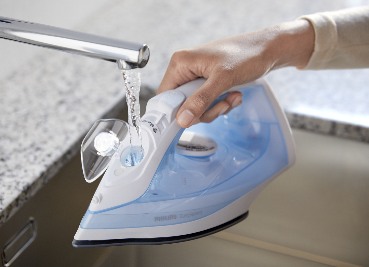 Philips EasySpeed GC1738/20 iron Steam iron Non-stick soleplate – image 9