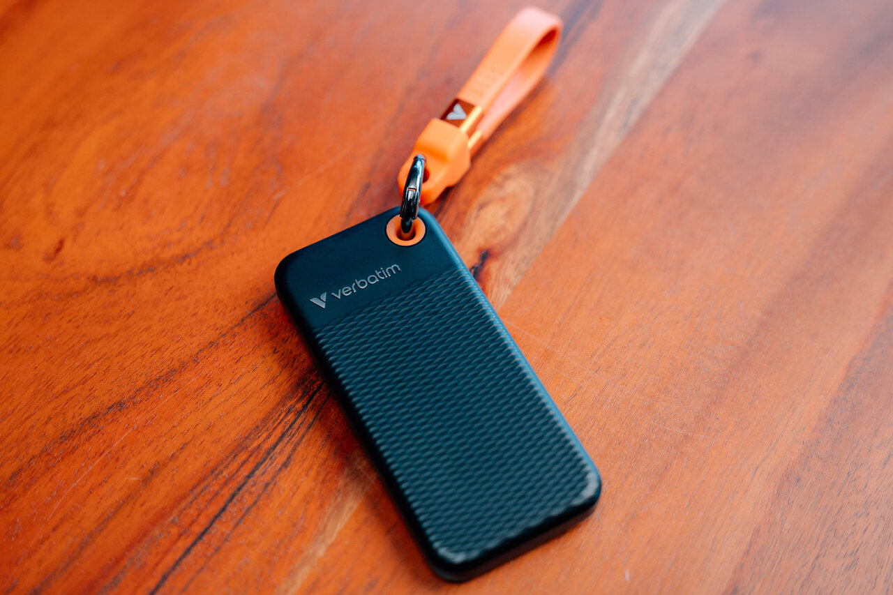 Verbatim Pocket SSD USB 3.2 Gen 2 256GB Black/Orange image 3