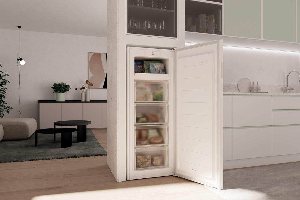 Candy 37001752 freezer Freestanding – image 9