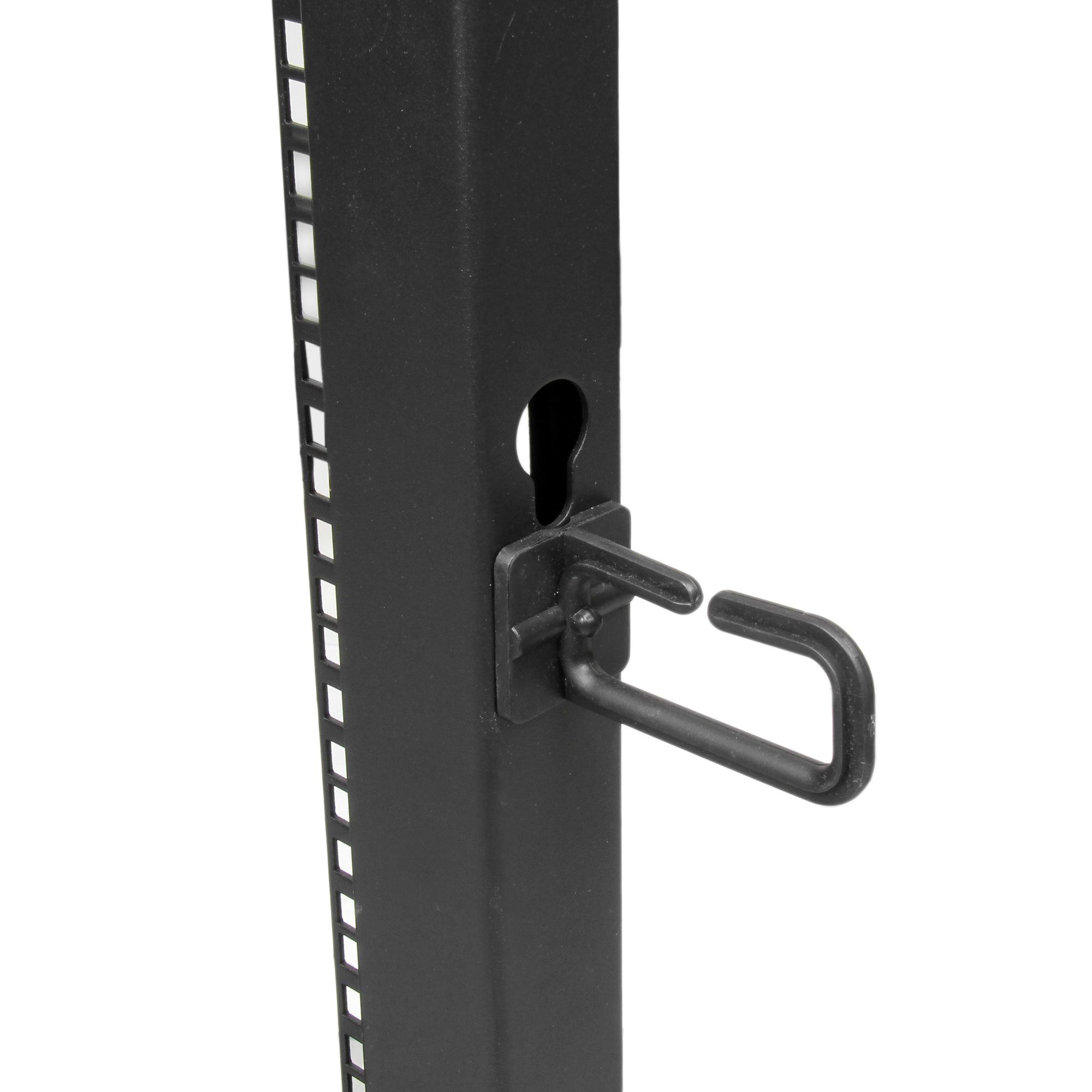 StarTech.com 18U 4-Post Server Rack – image 3