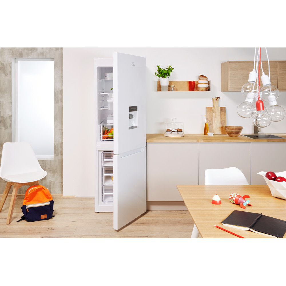 Indesit LR8 S1 W AQ UK.1 – image 7