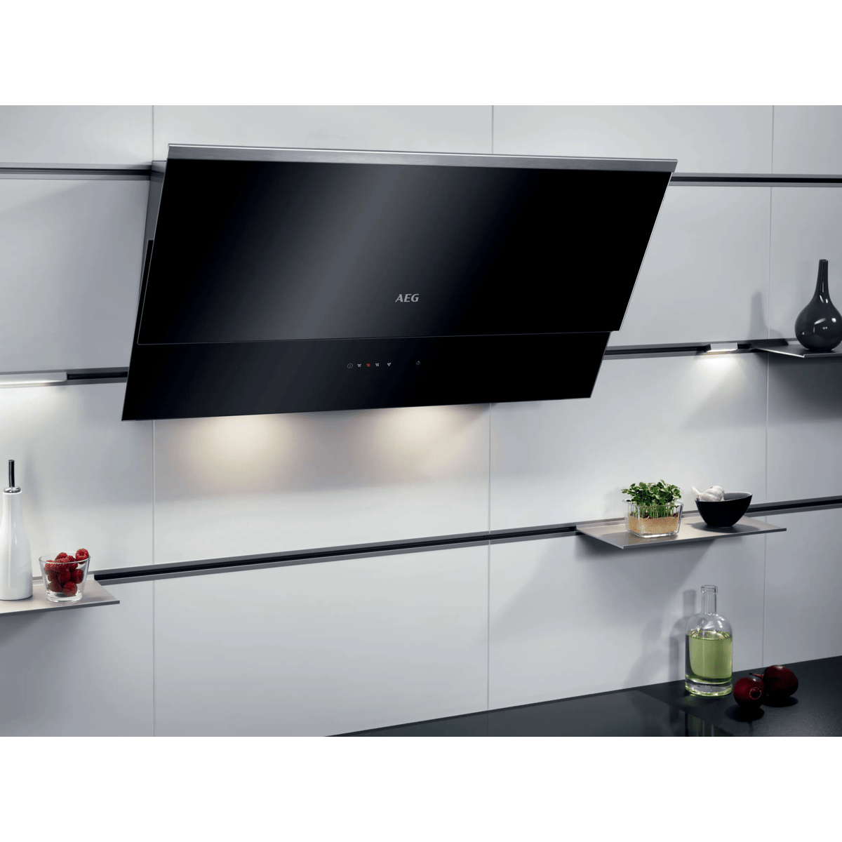 AEG DVB5860B Black 570 m³/h – image 7