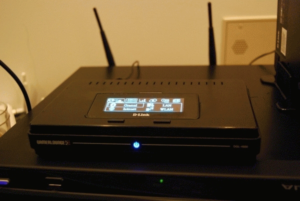 D-Link DGL-4500 wireless router – image 3