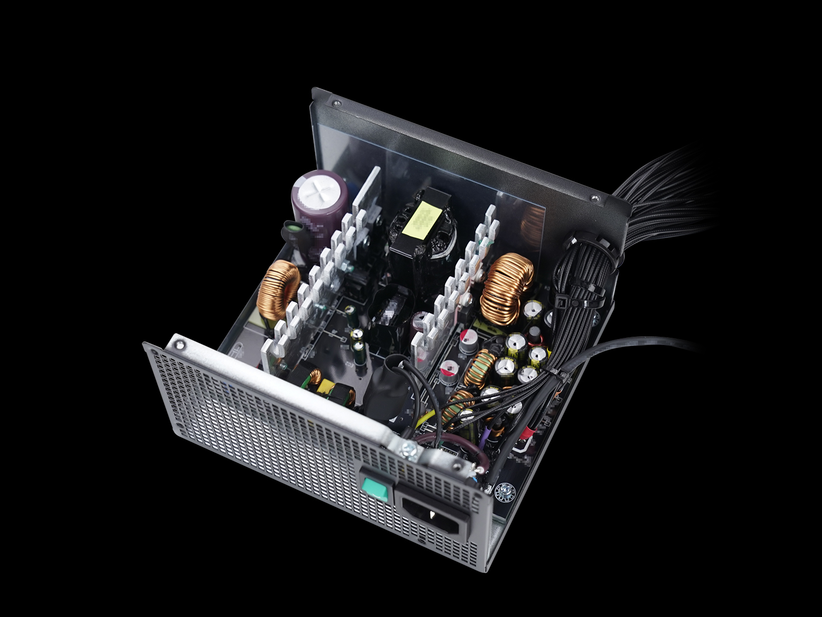 Gamer Storm PF650X power supply unit – image 6