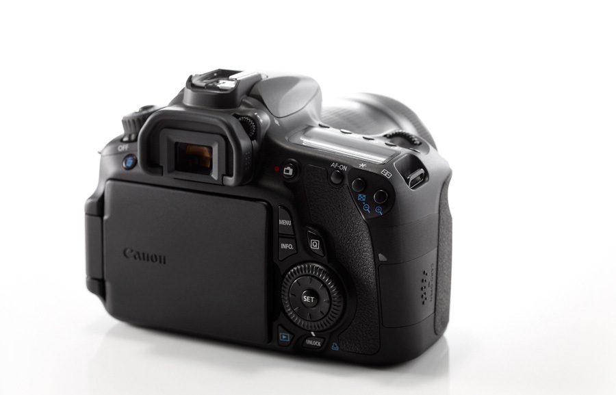 Canon 60D + EF 18-55mm IS II – image 3