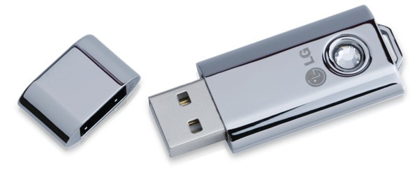 LG USB Diamond 8GB – image 2