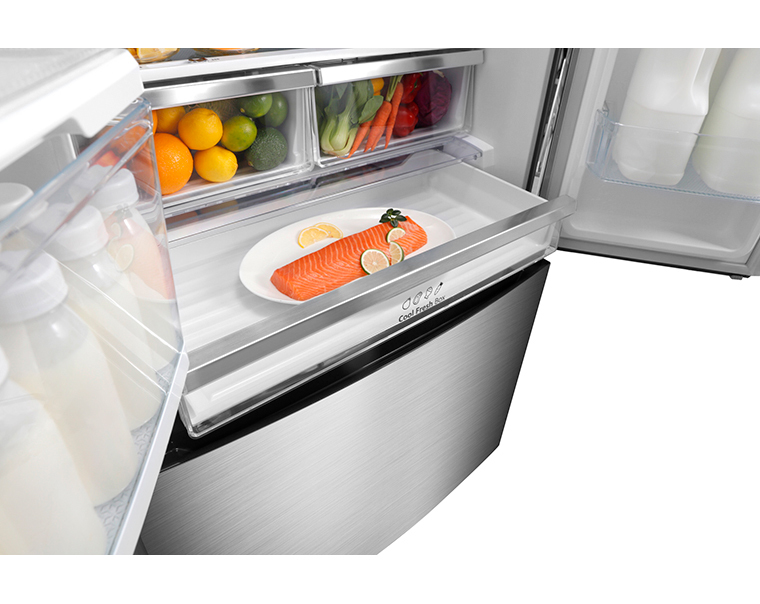 Hisense RF715N4AS1 side-by-side refrigerator Freestanding – image 7
