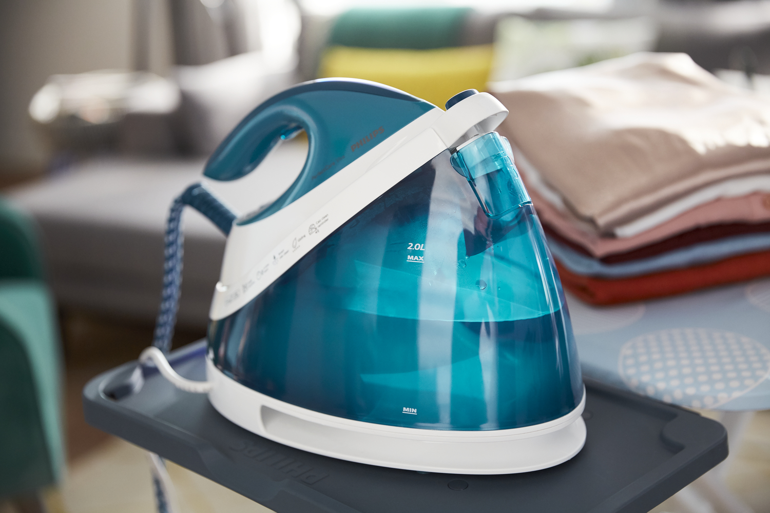 Philips PerfectCare Viva Max 5.7 bar pump pressure steam generator iron – image 5