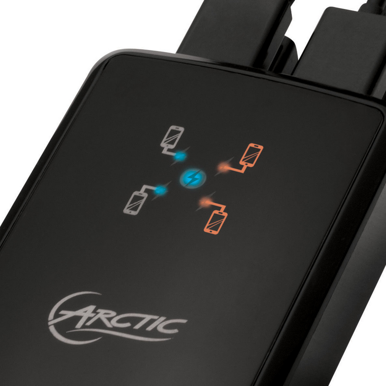 ARCTIC Home Charger 4500 - 4-Port USB Wall Charger – image 7