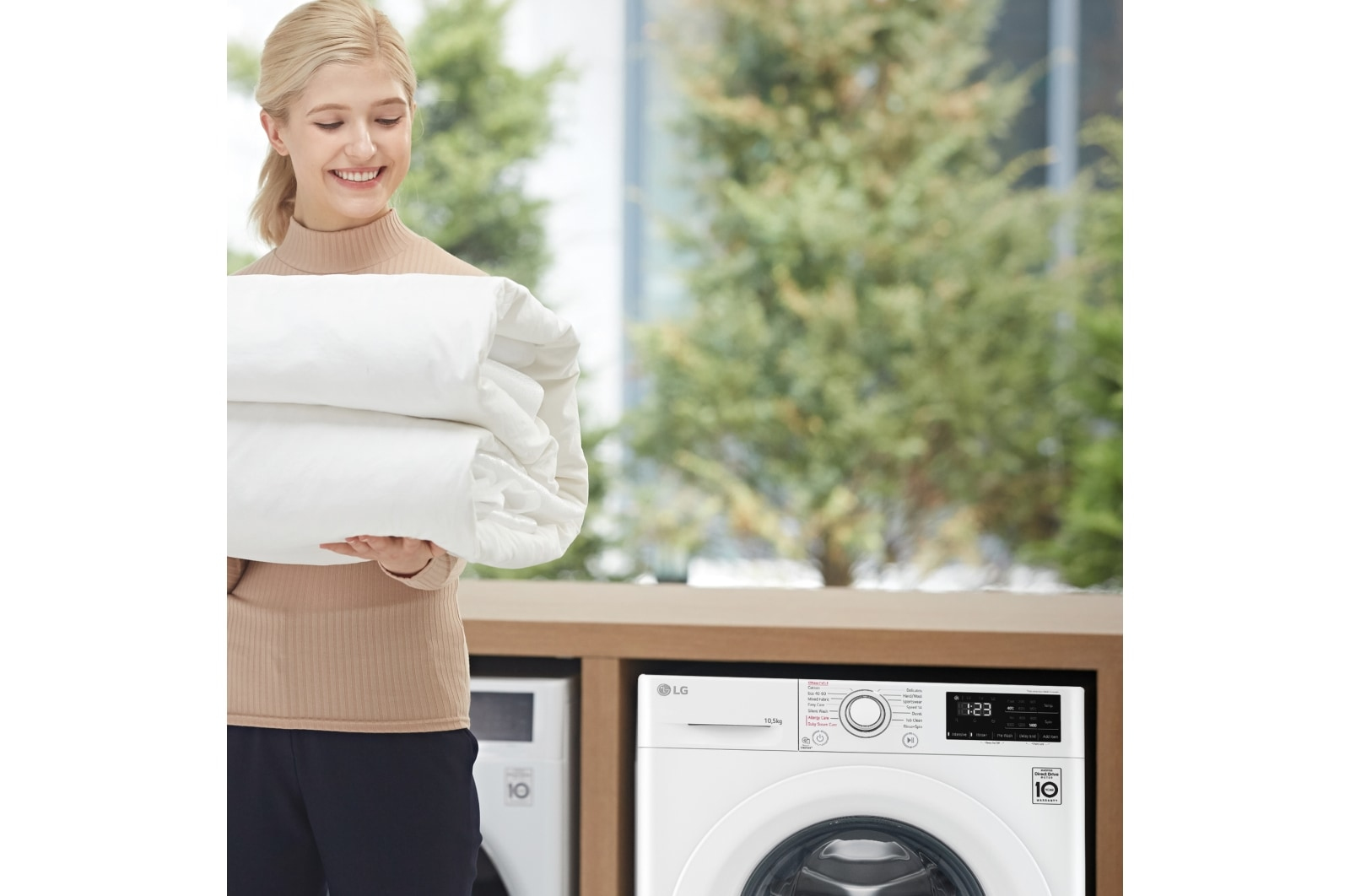 LG F4WV301S3WA washing machine Front-load – image 8