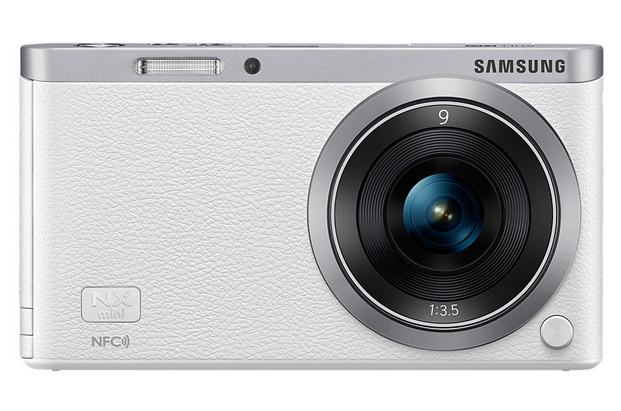 Samsung Mini + 9mm + 16GB MicroSD + Lowepro Case – image 5