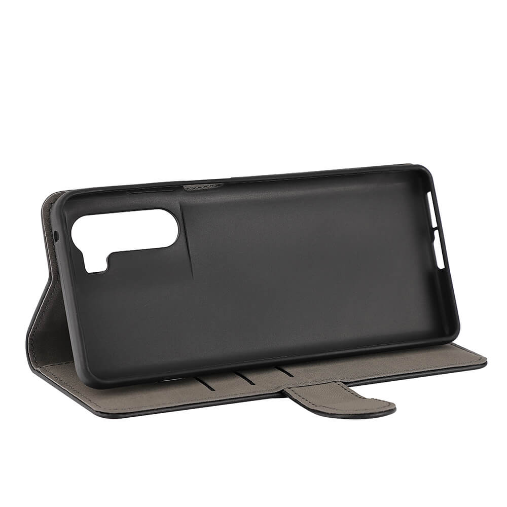 Gear Wallet Case Black - Motorola Moto G200 – image 5