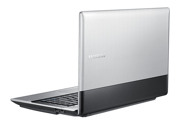 Samsung RV RV409-S01IN Intel® Core™ i3 i3-380M Laptop – image 4