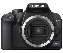 Canon 1000D + EF-S 18-55 mm – image 3