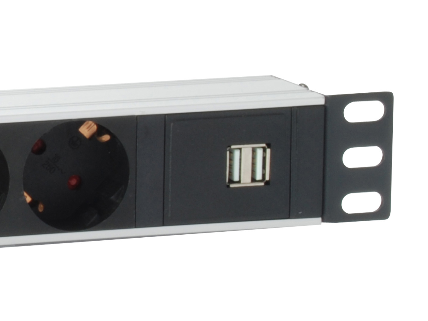 Equip 8-Outlet German Power Distribution Unit with USB – image 2