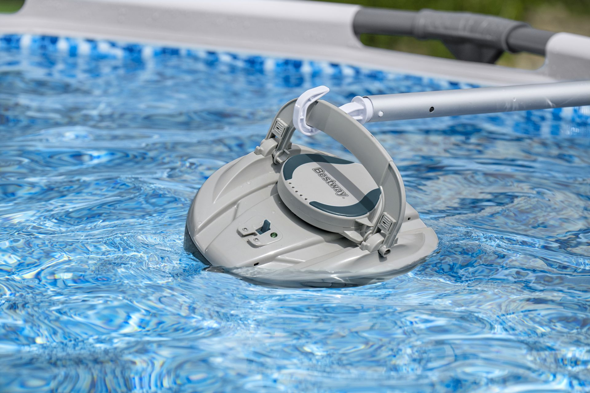 Bestway 58880_25 pond/pool vacuum Robotic pool cleaner – image 7