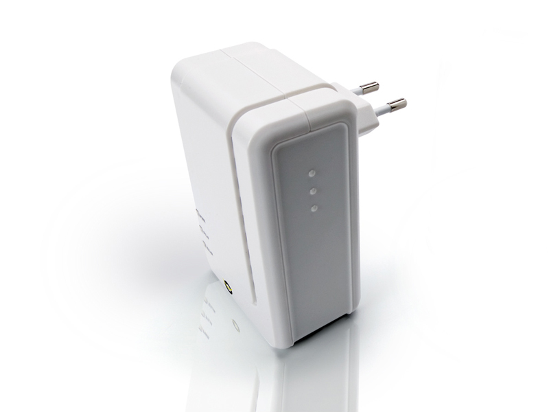 Conceptronic 1-2-3 Powerplug 200 Mbps Network Adapter – image 3
