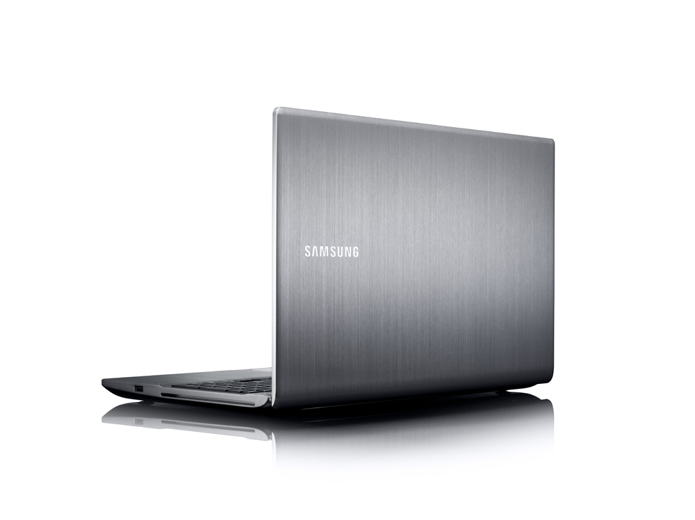 Samsung 7 NP700Z3A Intel® Core™ i5 i5-2430M Laptop