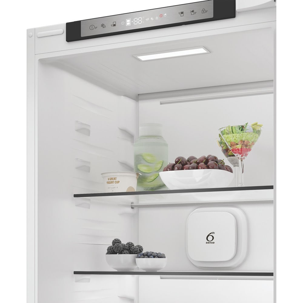 Whirlpool 7525520009 fridge-freezer Built-in – image 4