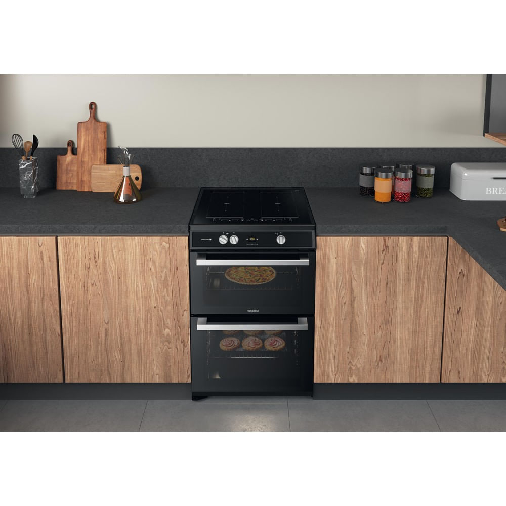 Hotpoint HDT67I9HM2C/UK Freestanding cooker Electric Zone induction hob Black – image 9