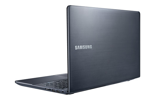 Samsung ATIV NT450R5E Intel® Core™ i3 i3-3120M Laptop