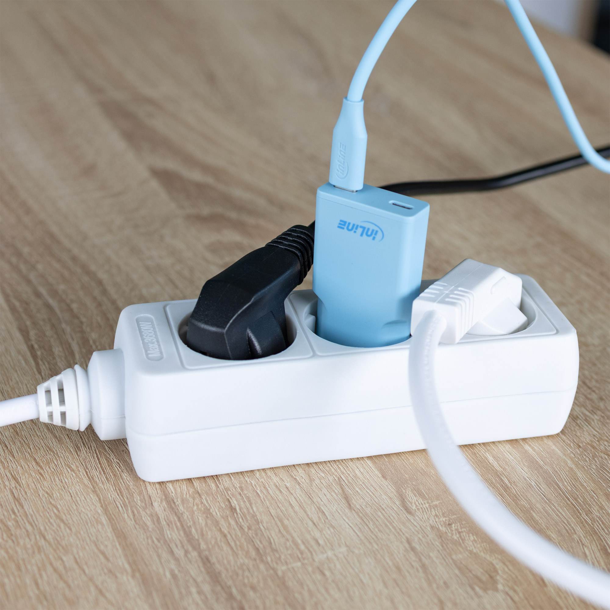 InLine 31590B mobile device charger Universal Light Blue AC Fast charging Indoor – image 8