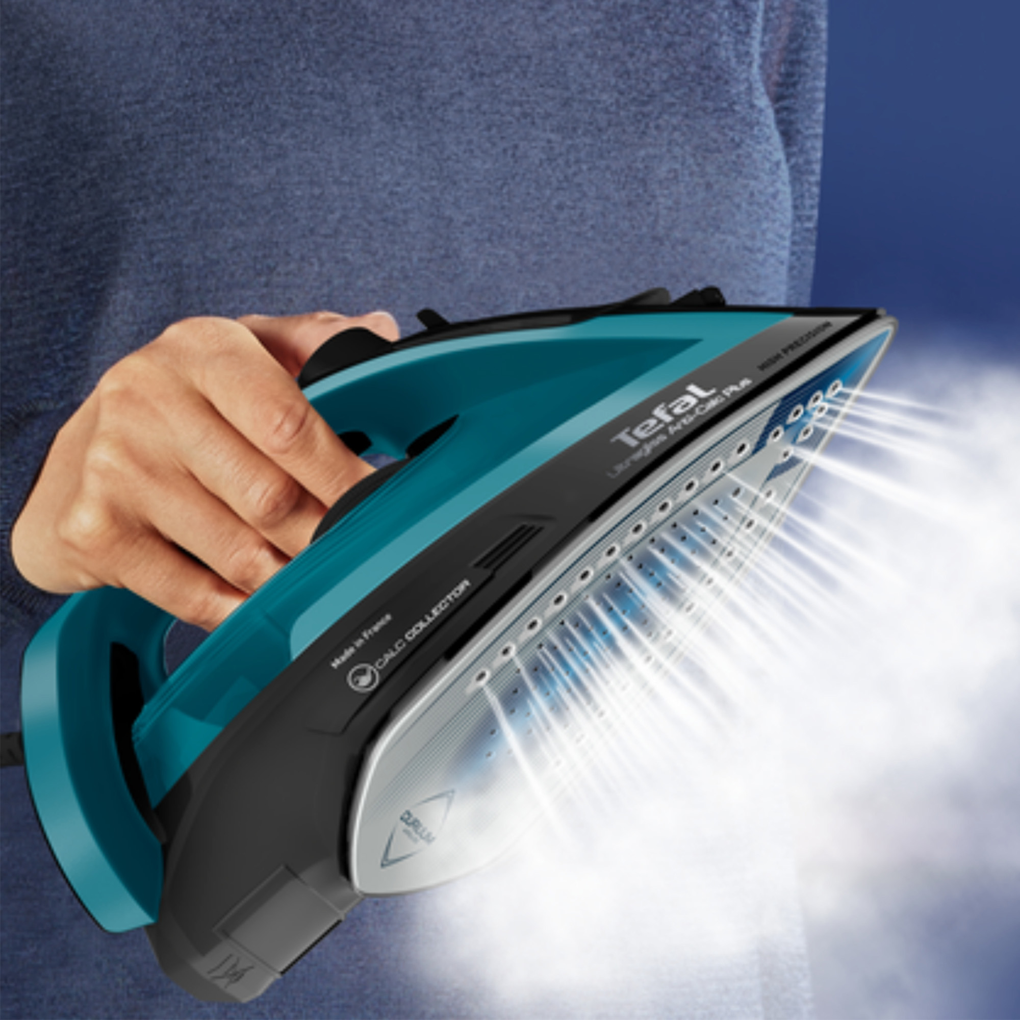Tefal FV6848G0 iron Steam iron Durilium Airglide soleplate – image 4