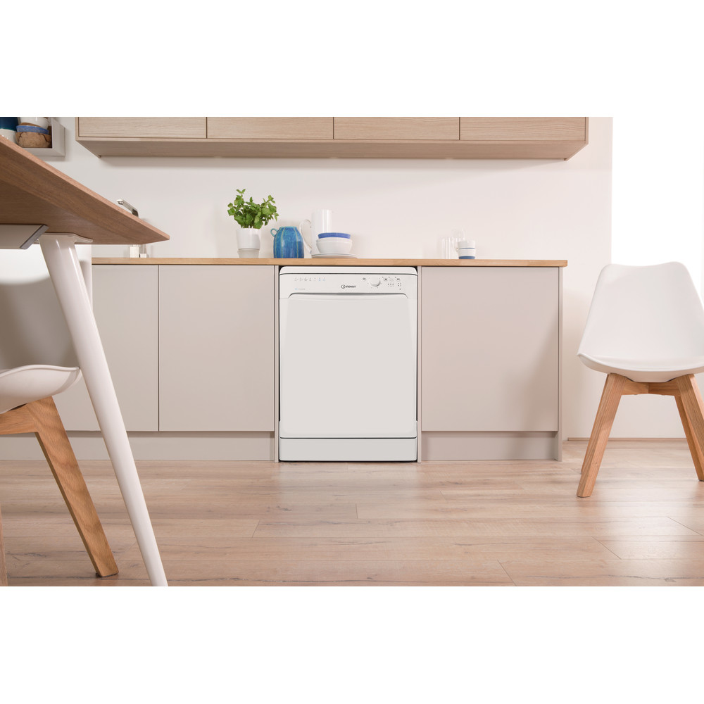 Indesit DFP 27T96 Z UK – image 2