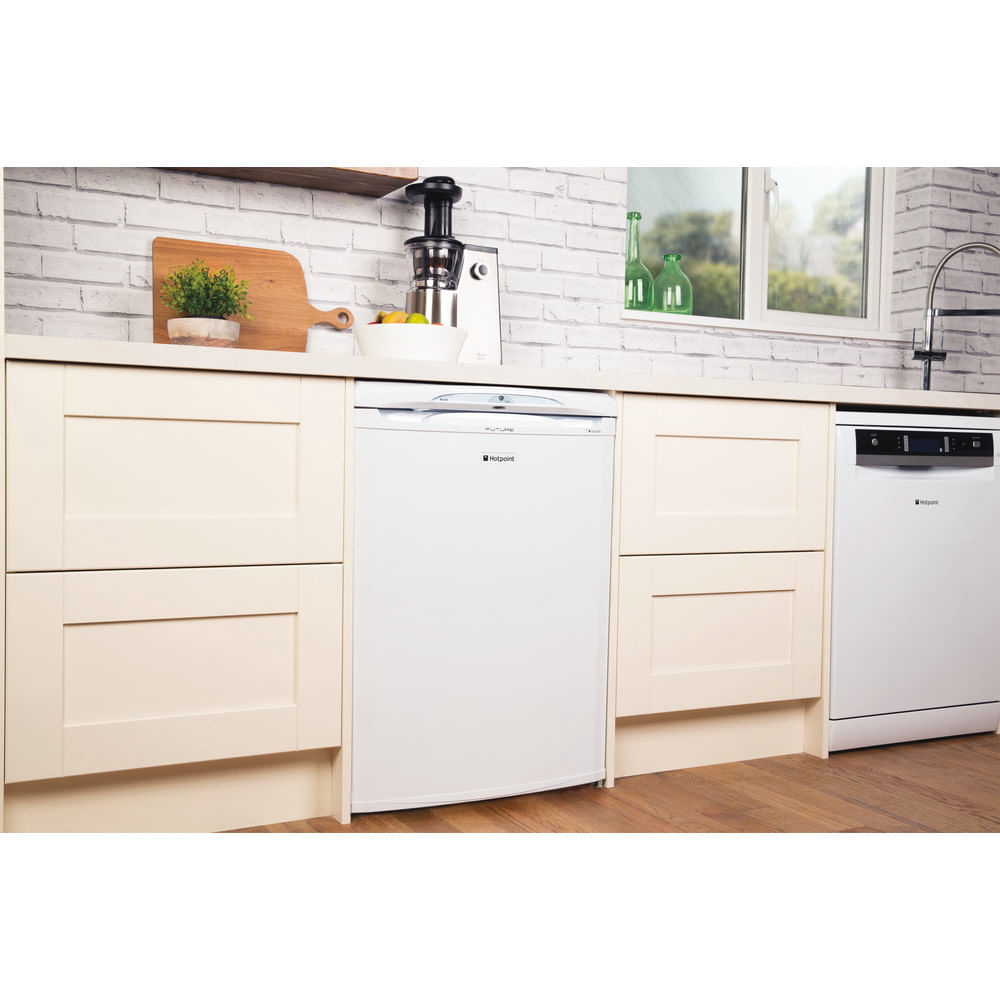 Hotpoint RLA36P.1 fridge Freestanding – image 7
