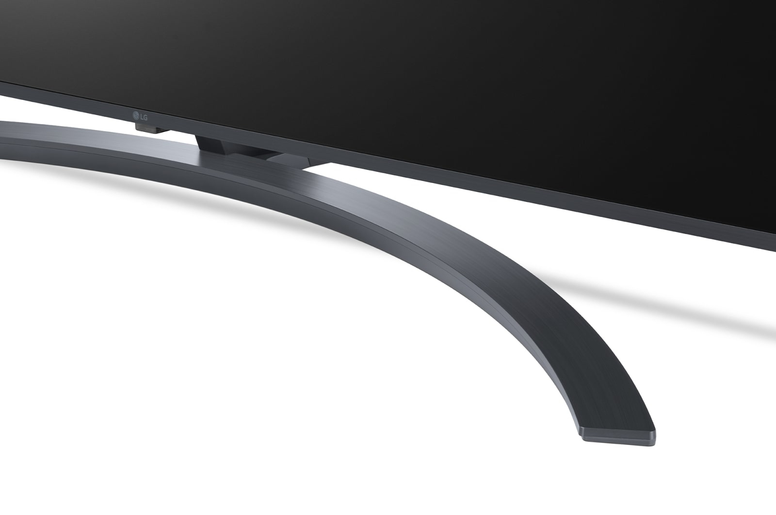 LG UHD 65UQ81003LB TV – image 6