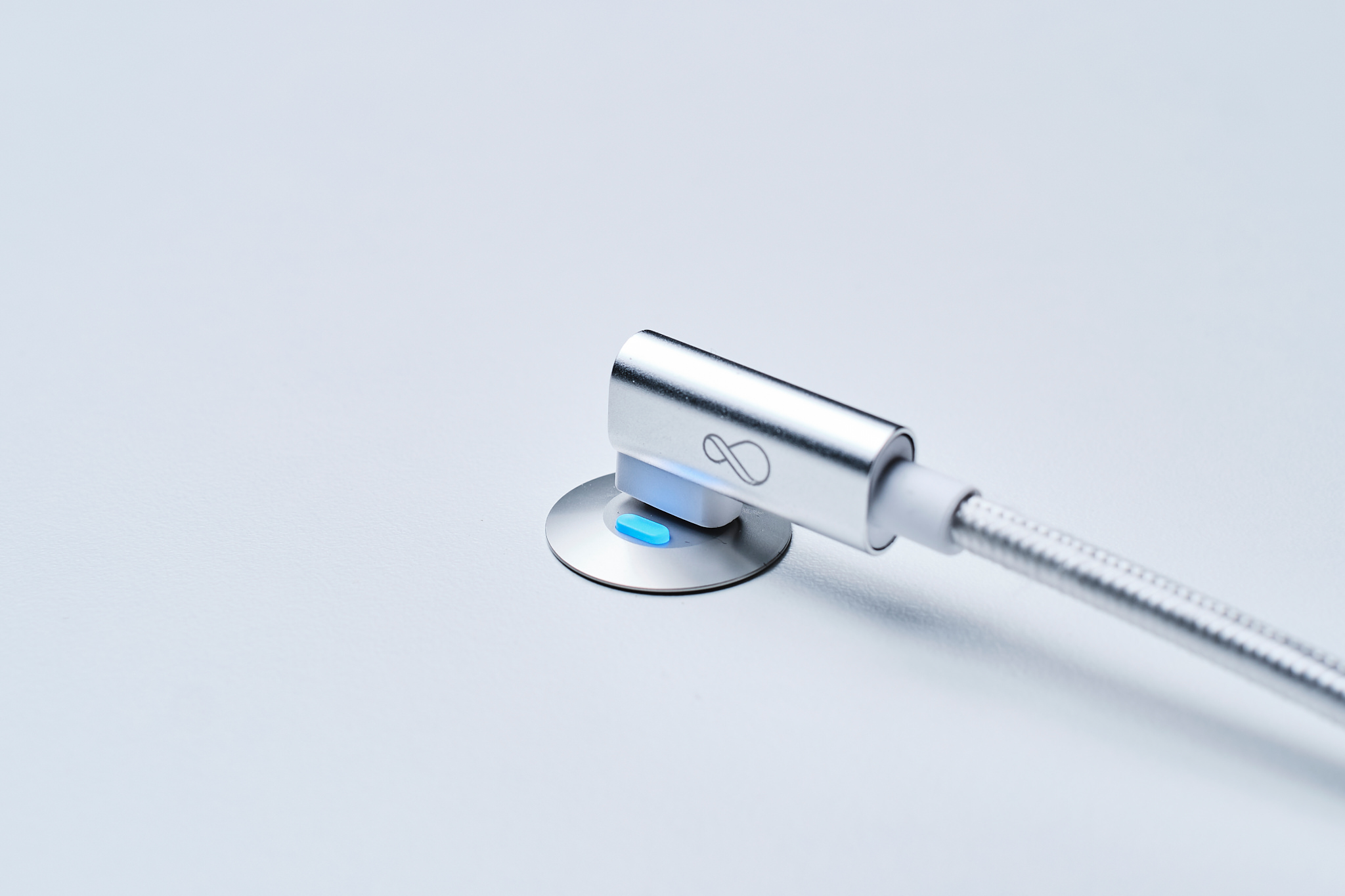 صورة Ochno O-SWO-100-1 USB-C Desktop Embedded Hub
