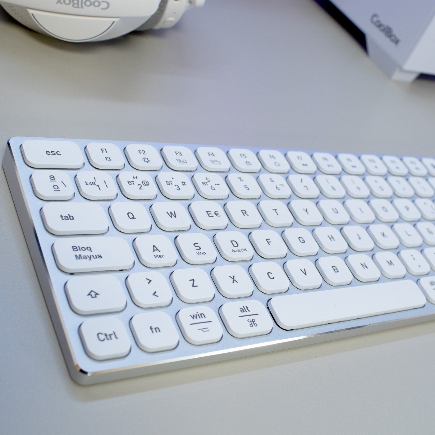 CoolBox COO-TEW02-BKW keyboard USB + RF Wireless + Bluetooth – image 4
