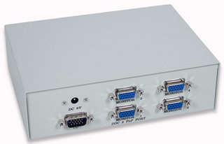 Manhattan 151979 video splitter VGA 4x VGA – image 2