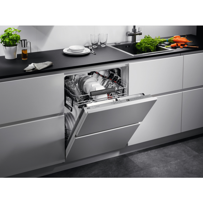 AEG FSE62605P Fully built-in 13 place settings – image 2