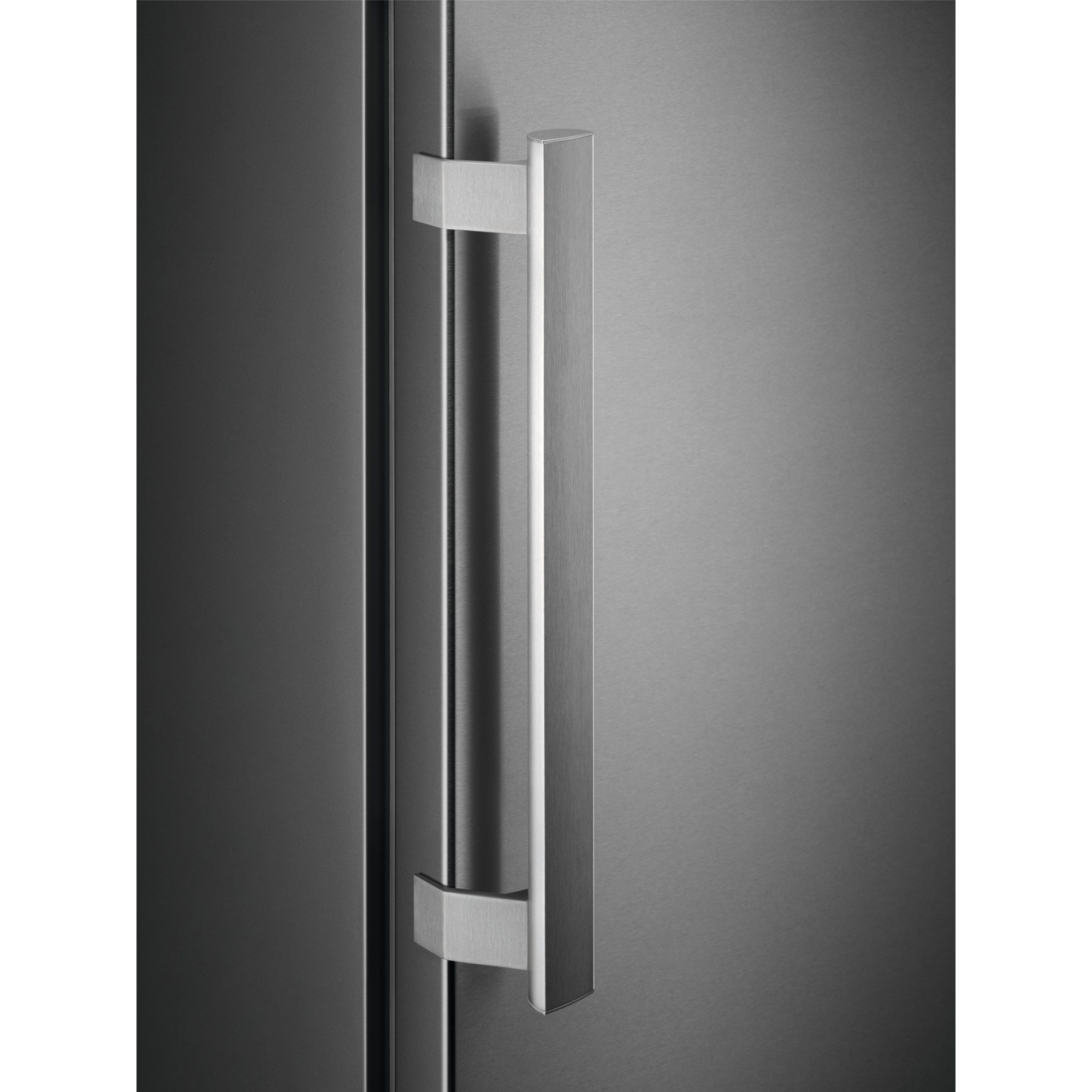 Electrolux LUT7ME28X2 Upright freezer Freestanding – image 6