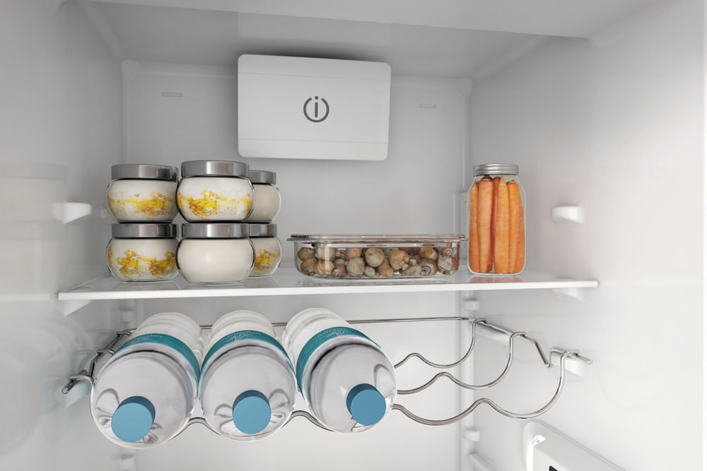 Indesit INSD18A011B1 fridge Built-in – image 6