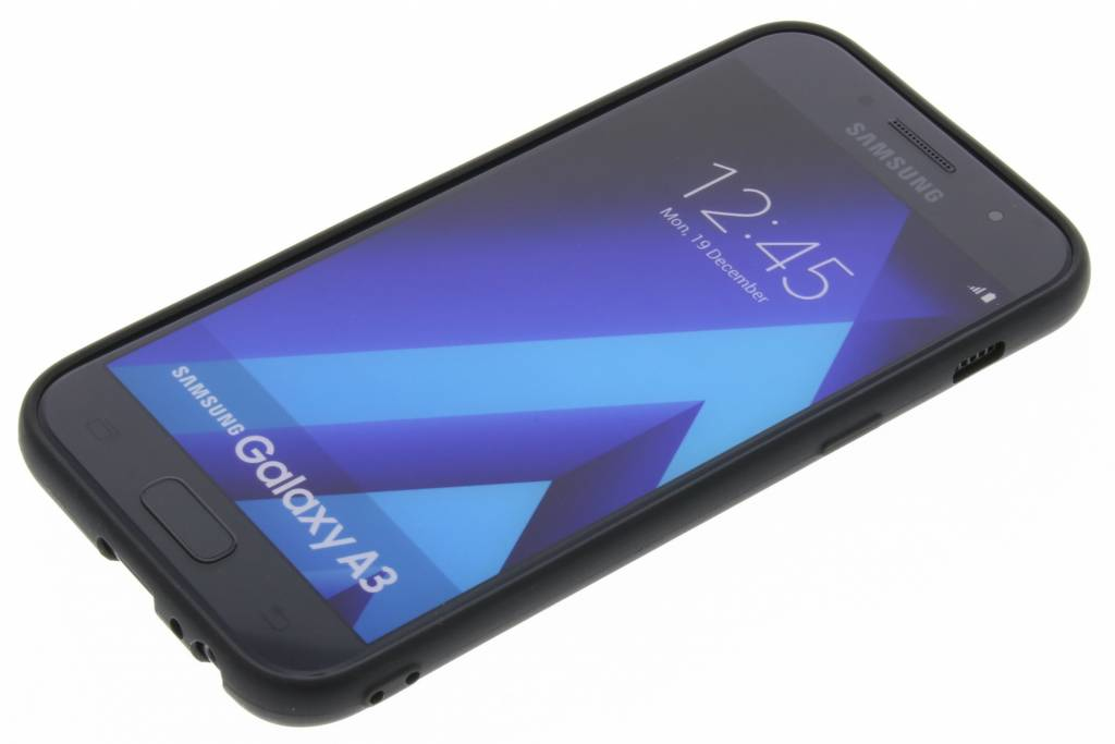 Selencia TPU hoesje Samsung Galaxy A3 2017 – image 1