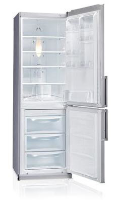 LG GR-B399BLQA fridge-freezer Freestanding – image 2