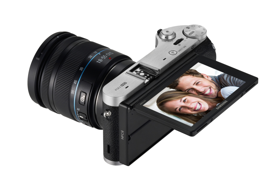 Samsung NX300M + OIS III 18-55mm + OIS II 50-200mm – image 5