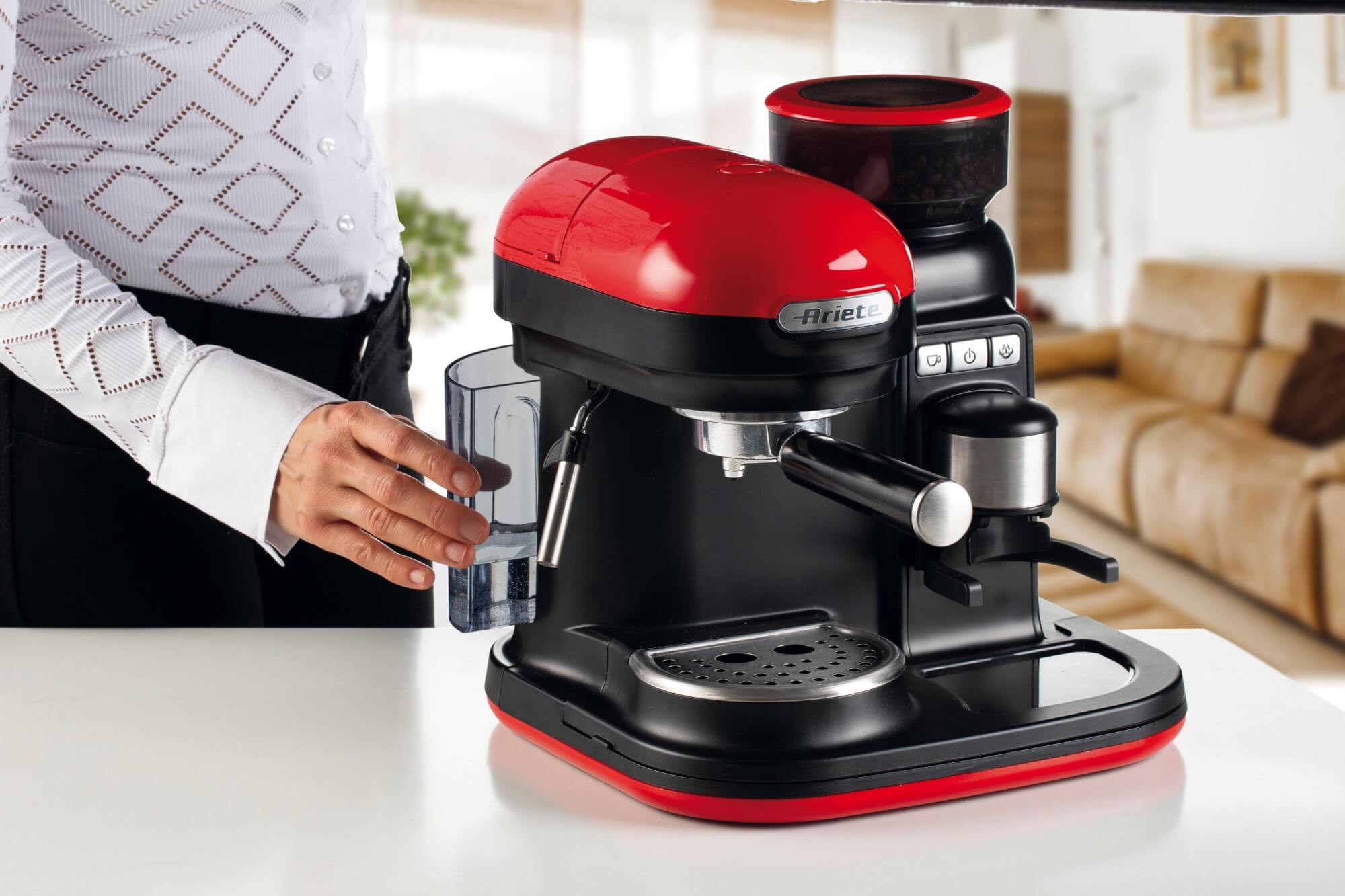 Ariete 1318 Moderna Espresso Machine with Integrated Coffee Grinder, For Coffee Beans and Ground Coffee, Milk Frothing Cappuccino Maker, 1 and 2 Cup Filter, 108 – image 4